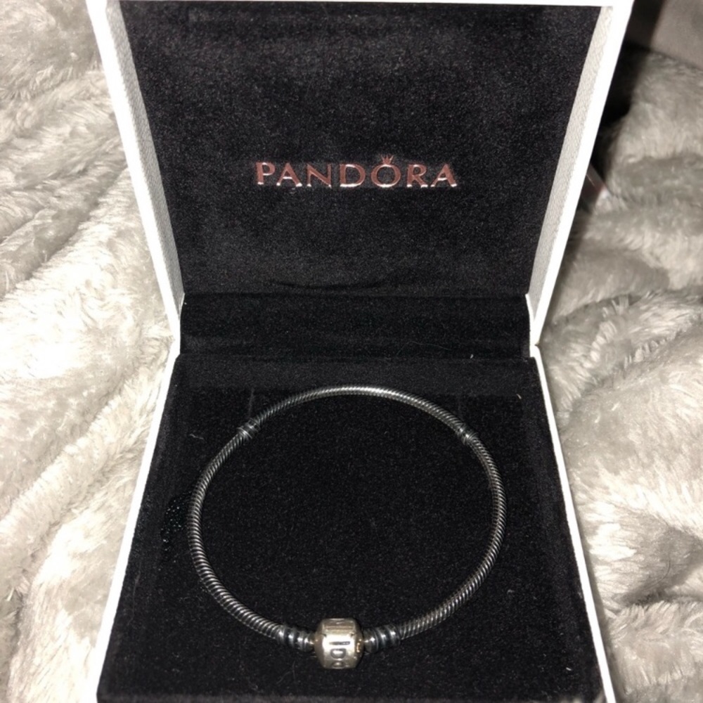 PANDORA BRACELET - Picture 1 of 2